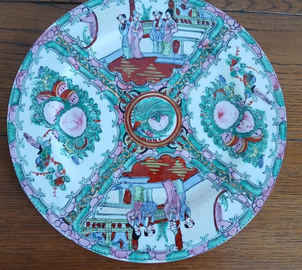 Chinees porseleinen sierbord, Famille Verte Rose, Antiek en Kunst, Antiek | Porselein, Ophalen of Verzenden
