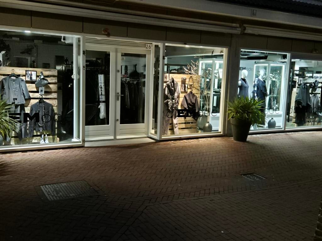 Overname kledingzaak of huurcontract, Zakelijke goederen, Partijgoederen en Retail | Franchising, Wederverkoop en Distributie