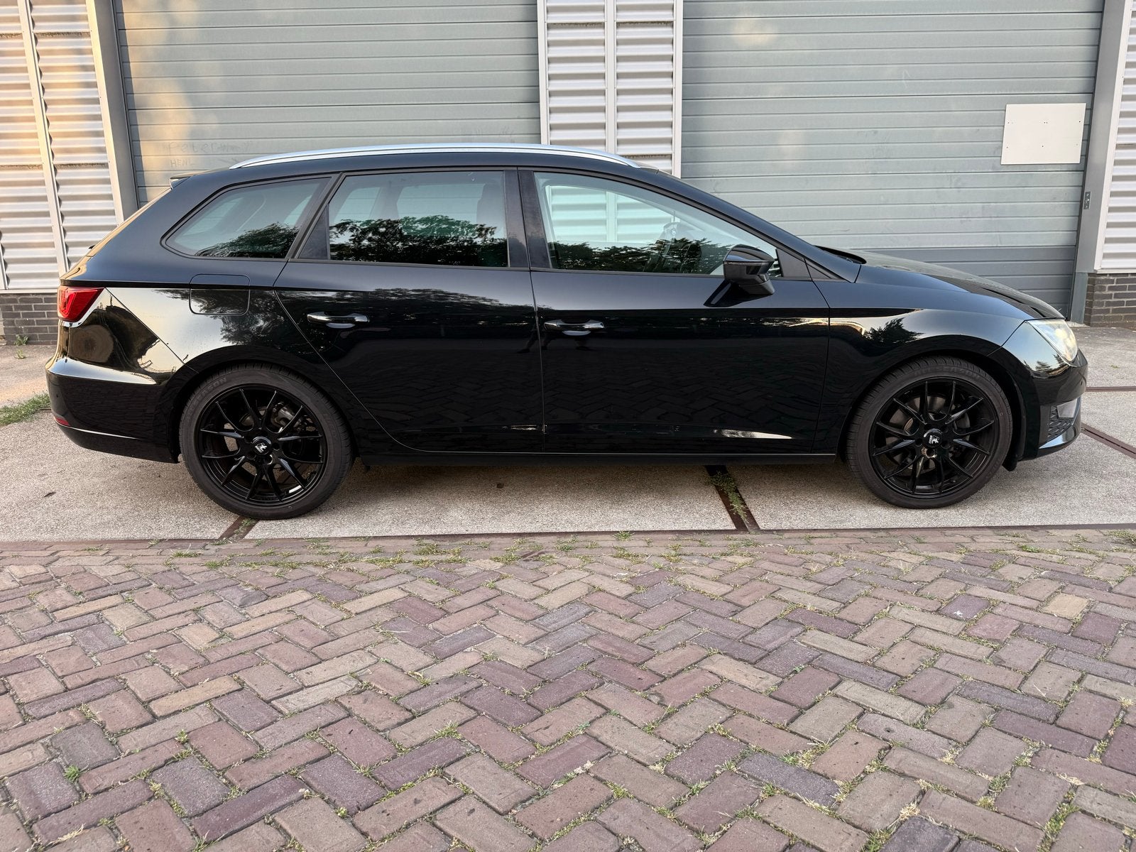 Seat Leon 1.4 TSI ACT 150pk Dsg-7 2016 Zwart, 4 cilinders, Leon, Leder en Stof, Particulier
