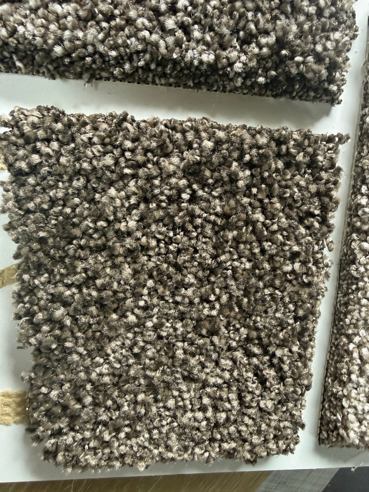 ‼️Hoogwaardig tapijt per m² - Diverse kleuren op=op actie‼️, Huis en Inrichting, Ophalen of Verzenden, Nieuw, Beige