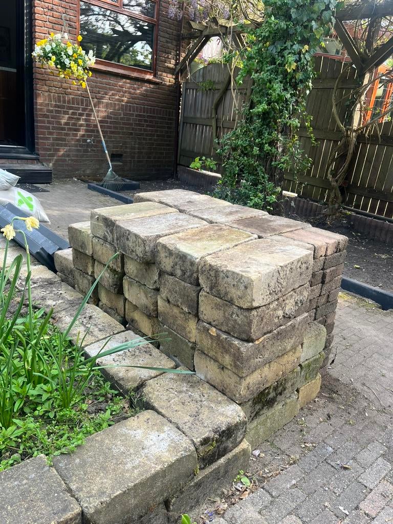 GRATIS Stenen voor de tuin, Tuin en Terras, Tegels en Klinkers, Ophalen, Gebruikt, Beton, Klinkers