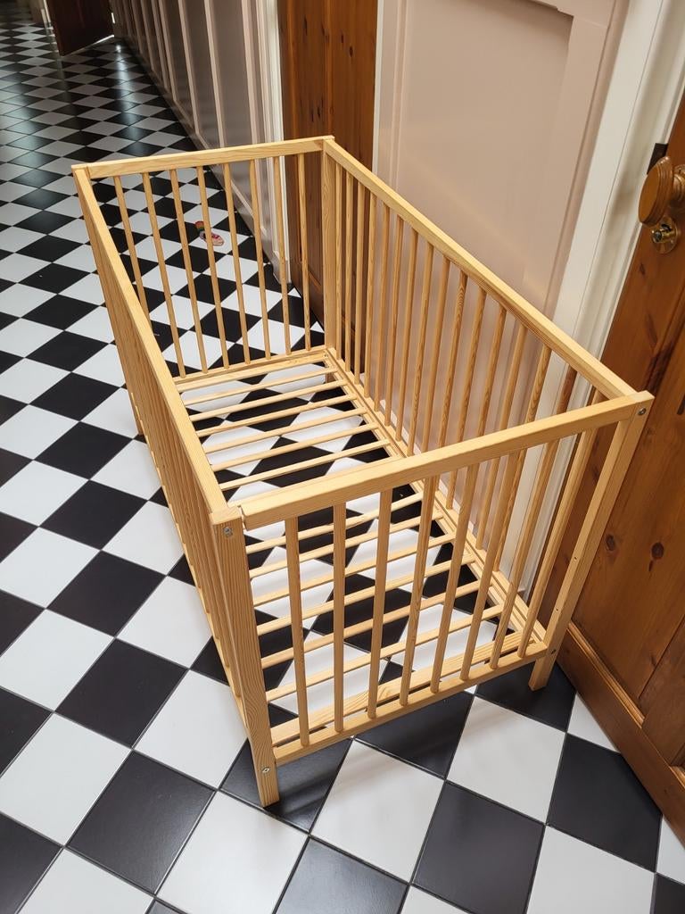 Houten ledikant - 66.5x124.5x80.5 cm, Ophalen