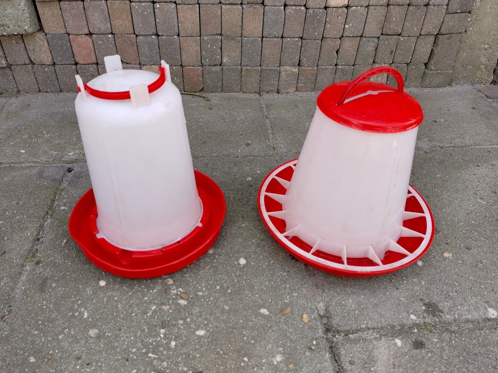 Kippen water en voer automaat, Ophalen, Zo goed als nieuw, Drinken en Voederen