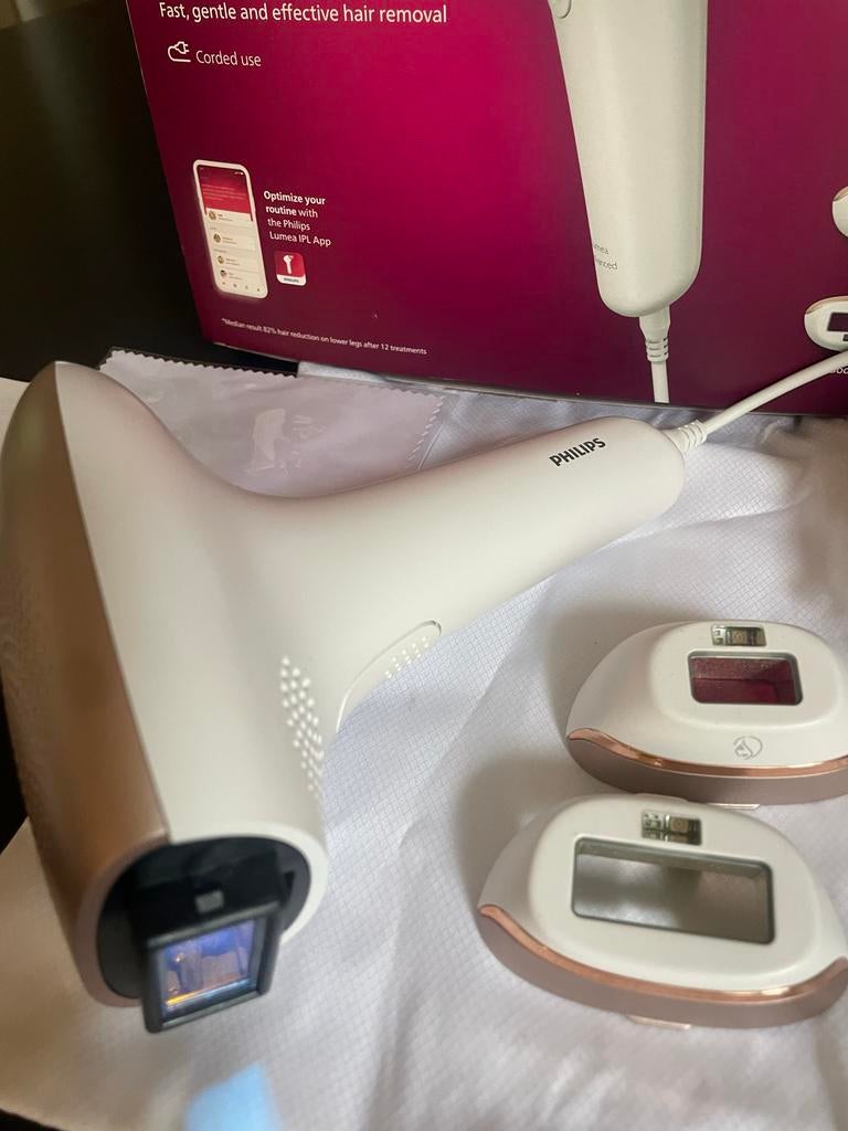 Philips Lumea IPL Hair Removal 7000 - Ontharing, Ophalen of Verzenden, Zo goed als nieuw, Scheren en Epileren
