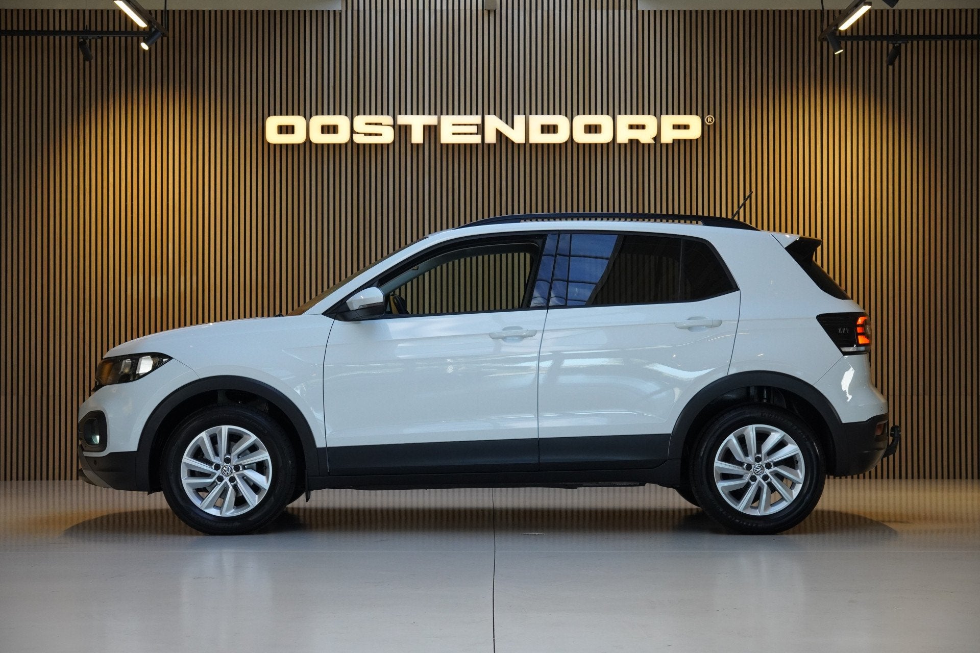 Volkswagen T-Cross 1.0TSI/95pk Life|2020|Carplay/AndroidAuto, Auto's, Voorwielaandrijving, 620 kg, Wit, Bedrijf