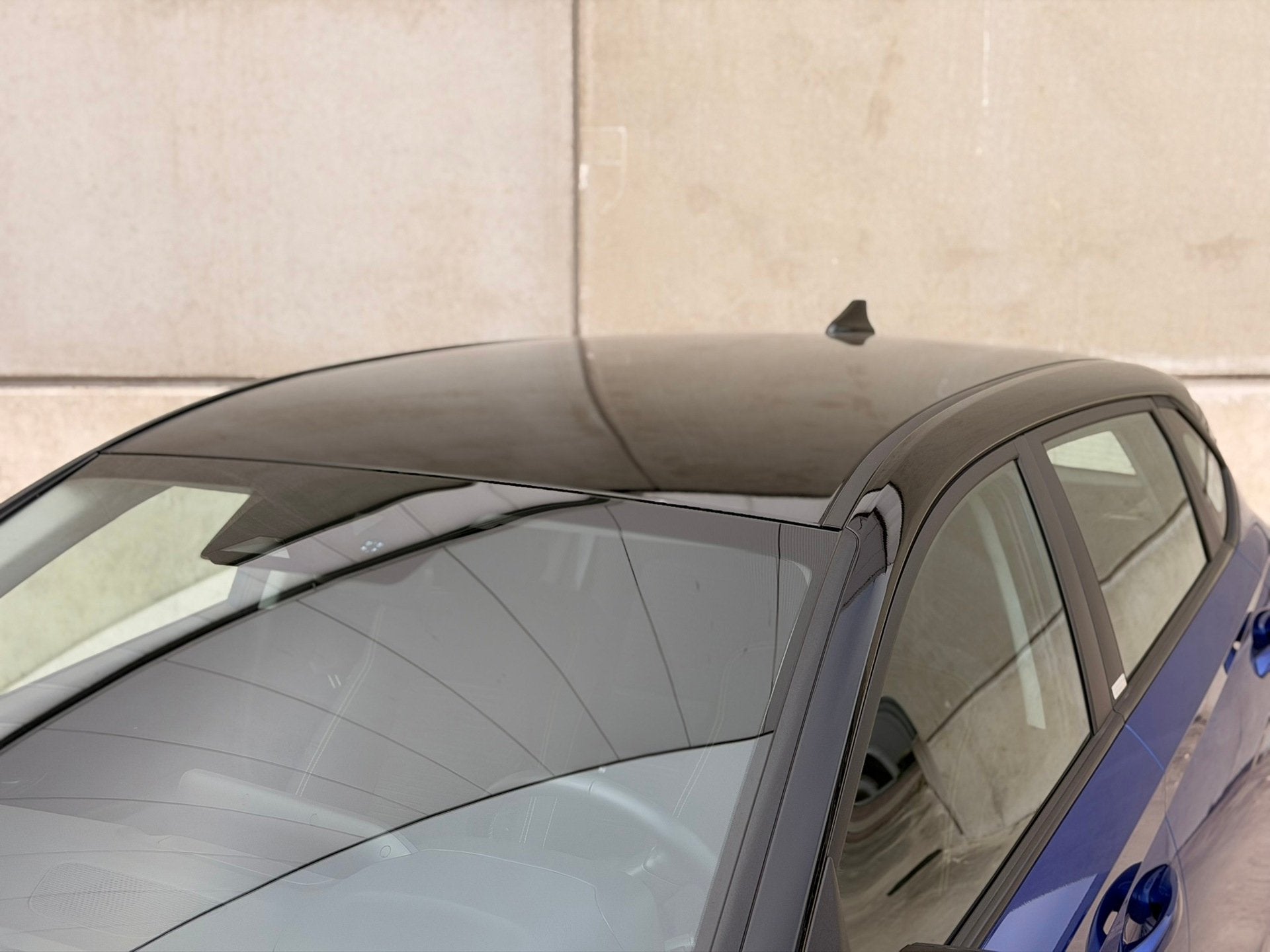 Hyundai i20 1.0 T-GDI LED BOSE Trekh. Camera CarPlay 17' Nav, Voorwielaandrijving, Dealer onderhouden, Gebruikt, Blauw