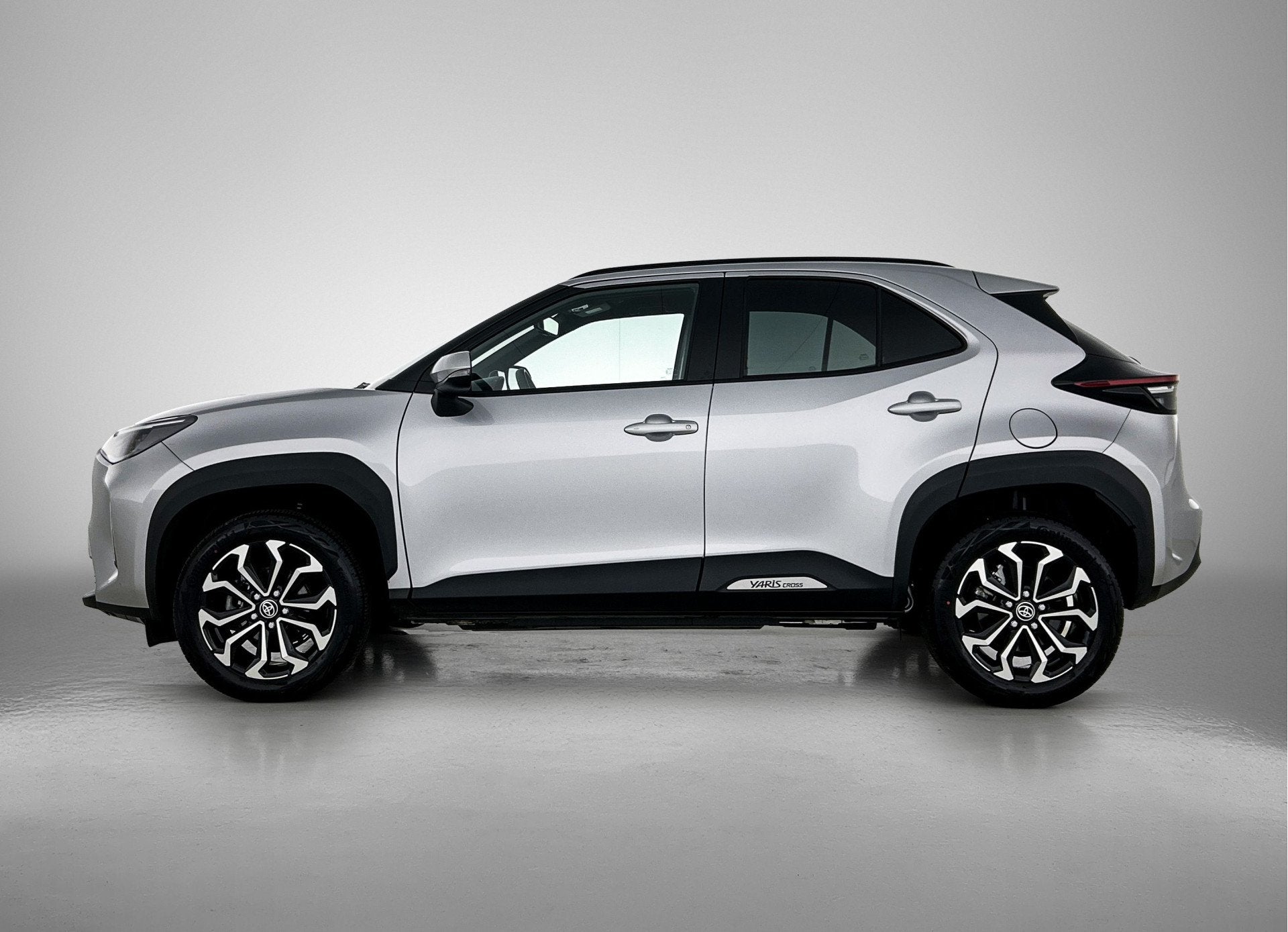 Toyota Yaris Cross 1.5 Hybrid 115 Dynamic | Navigatie | ACC, 12 maanden, Stof, Gebruikt, 116 pk