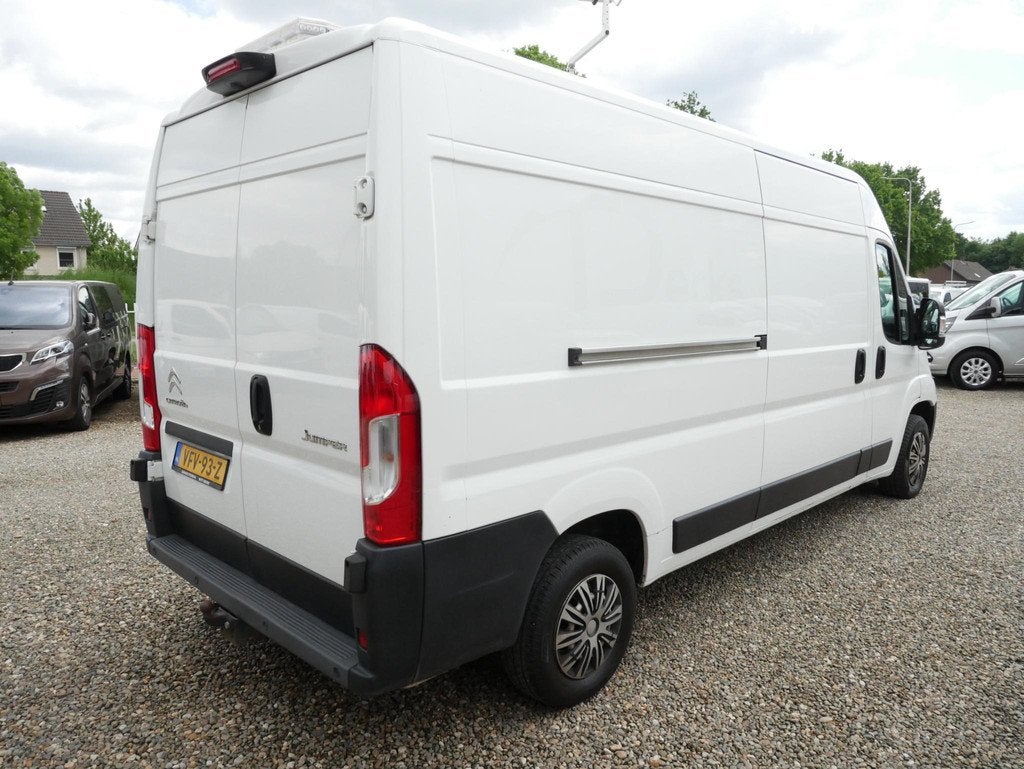 Citroen Jumper 2.0 BlueHDi 130PK L3H2 Airco camera, Voorwielaandrijving, Stof, Gebruikt, Euro 6