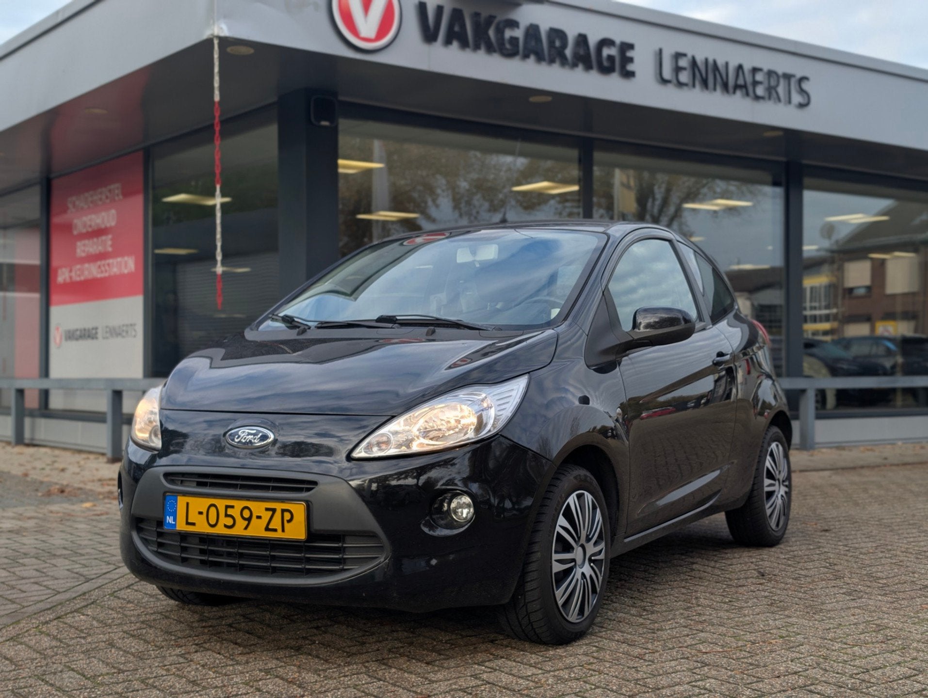 Ford Ka 1.2 Trend, Auto's, Voorwielaandrijving, Gebruikt, 1242 cc, 4 stoelen