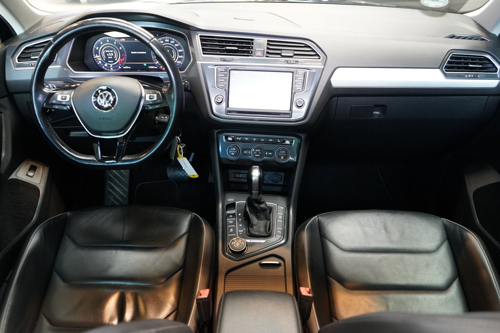 Volkswagen Tiguan 2.0 TSI 4Motion Highline | R LINE | DSG AU, Automaat, Gebruikt, Euro 6, 4 cilinders