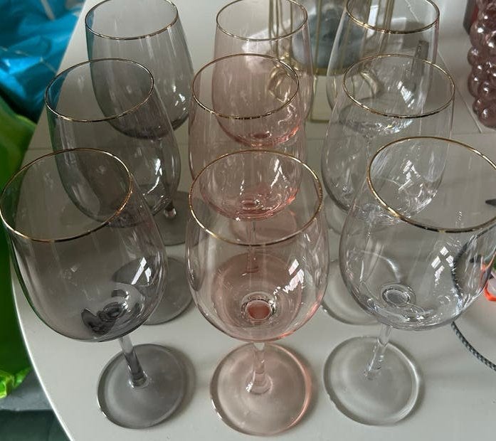 Set van 9 wijnglazen met gouden rand, Ophalen, Zo goed als nieuw, Meerkleurig, Glas