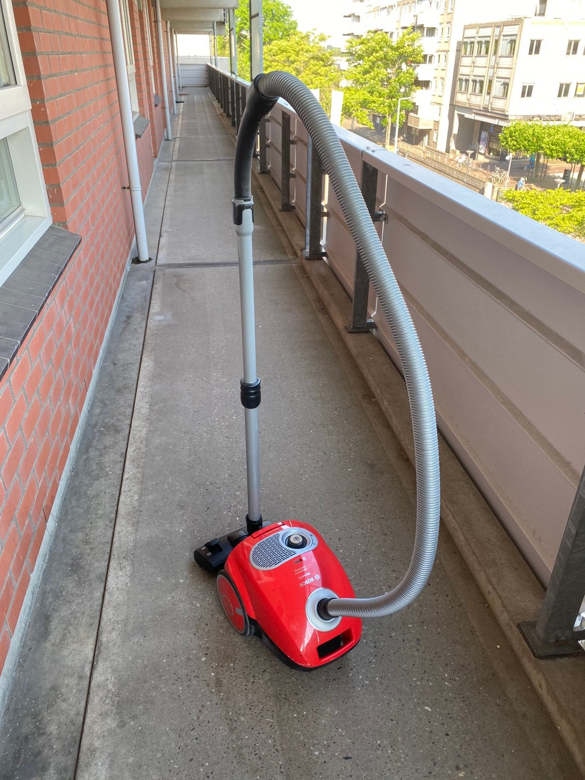 bosch stofzuiger move one 1200 watt, Stofzak, Gebruikt, Bosch, Ophalen of Verzenden