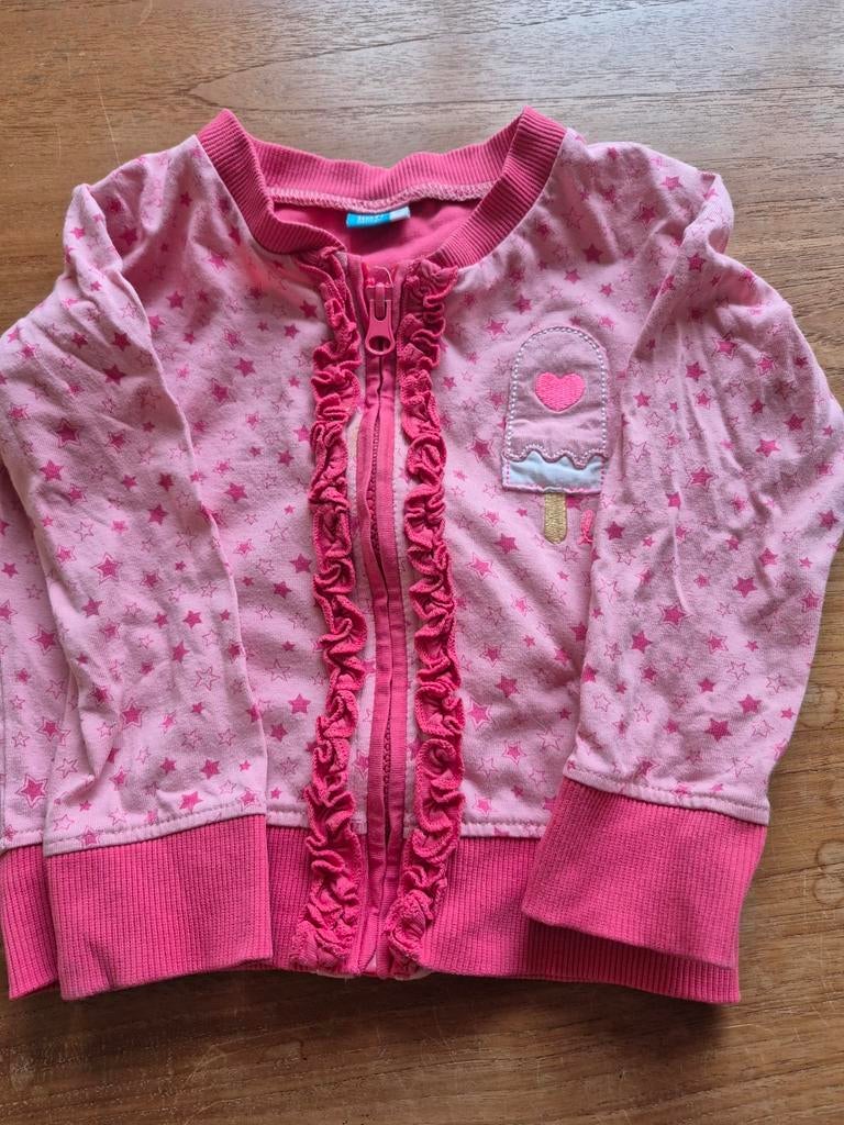 Lief! Lifestyle roze vestje maat 86 met ijsje en sterren, Ophalen of Verzenden, Zo goed als nieuw, Lief! Lifestyle, Truitje of Vestje
