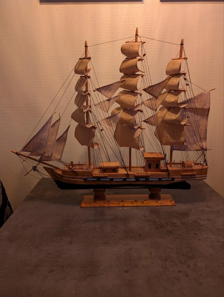 Gedetailleerd houten scheepsmodel - Zeilschip, Ophalen, Zo goed als nieuw, Groter dan 1:32, Overige merken