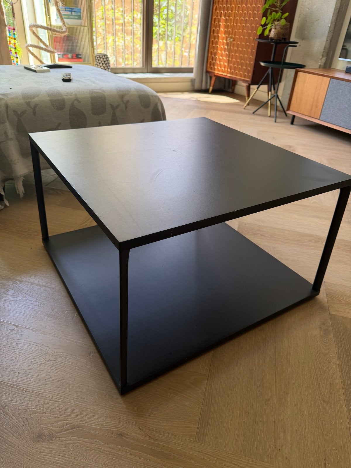 Hay - vierkante salontafel met schade, Huis en Inrichting, Tafels | Salontafels, Ophalen, Gebruikt, Vierkant, 50 tot 100 cm