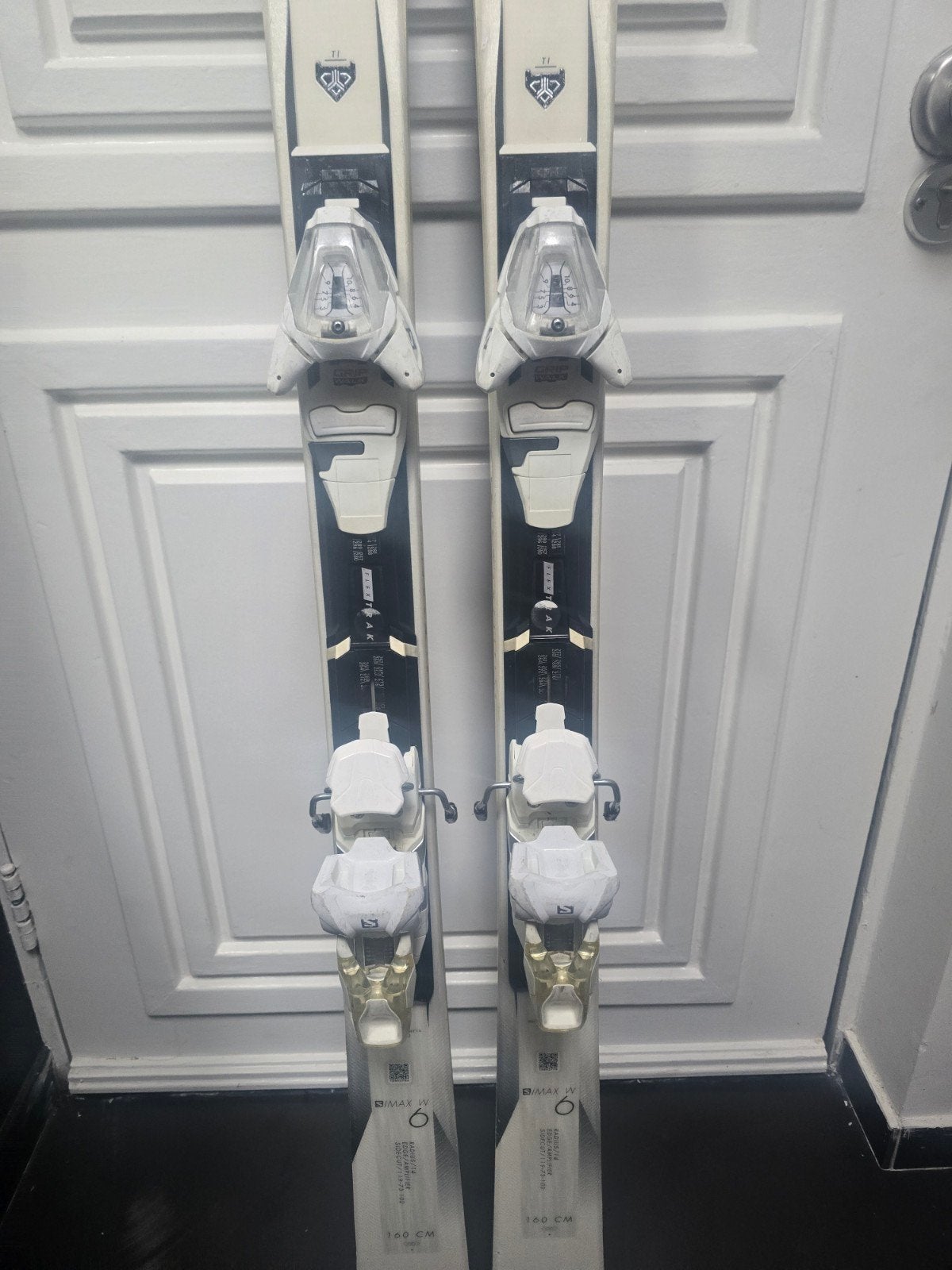 160cm SALOMON S/MAX W 6 TI, 160 tot 180 cm, Zo goed als nieuw, Carve, Skiën