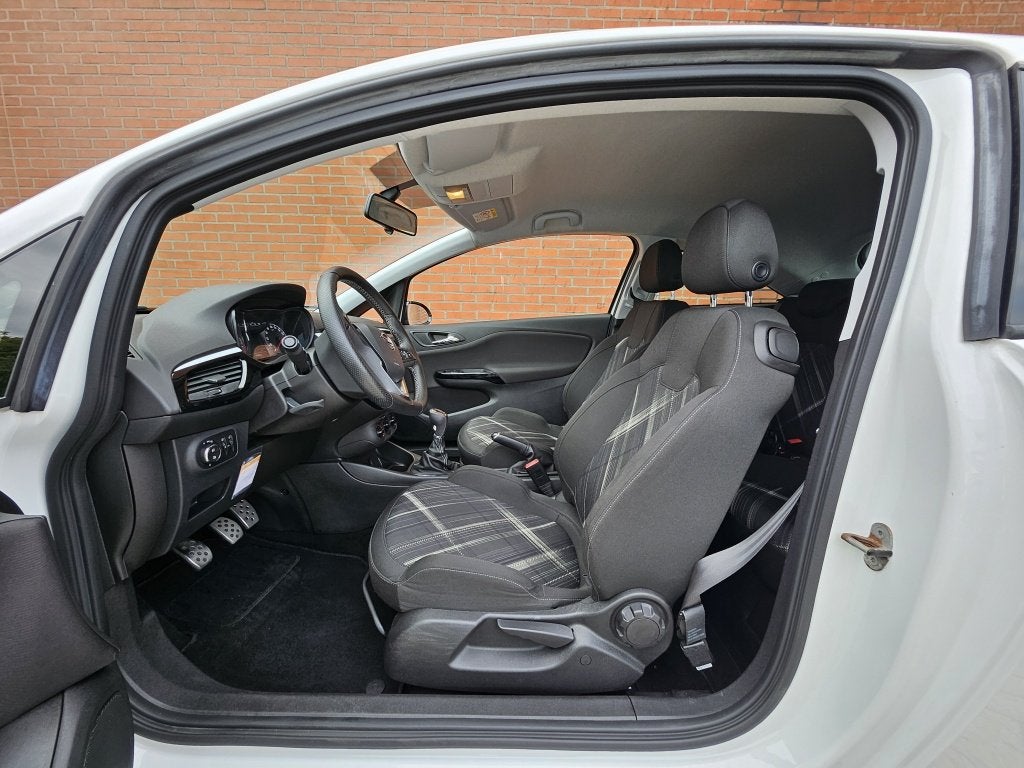 Opel Corsa 1.0 Turbo Color Edition OPC-line Carplay Airco Sp, Gebruikt, Origineel Nederlands, Handgeschakeld, 3 cilinders