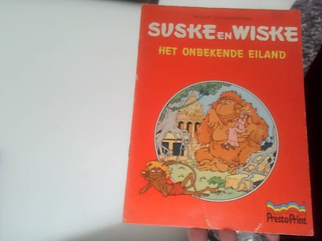 suske en wiske het onbekende eiland uitgave prestoprint 1983, Eén stripboek, Ophalen of Verzenden, Zo goed als nieuw