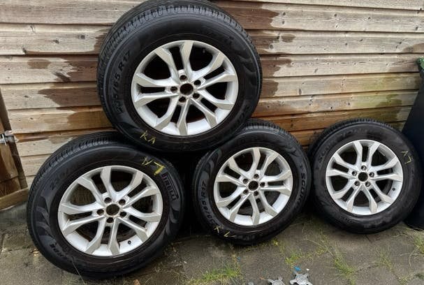 Pirelli Scorpion Verde 235/65 R17 banden en velgen, Auto-onderdelen, Banden en Velgen, Ophalen, Gebruikt, Banden en Velgen, 17 inch