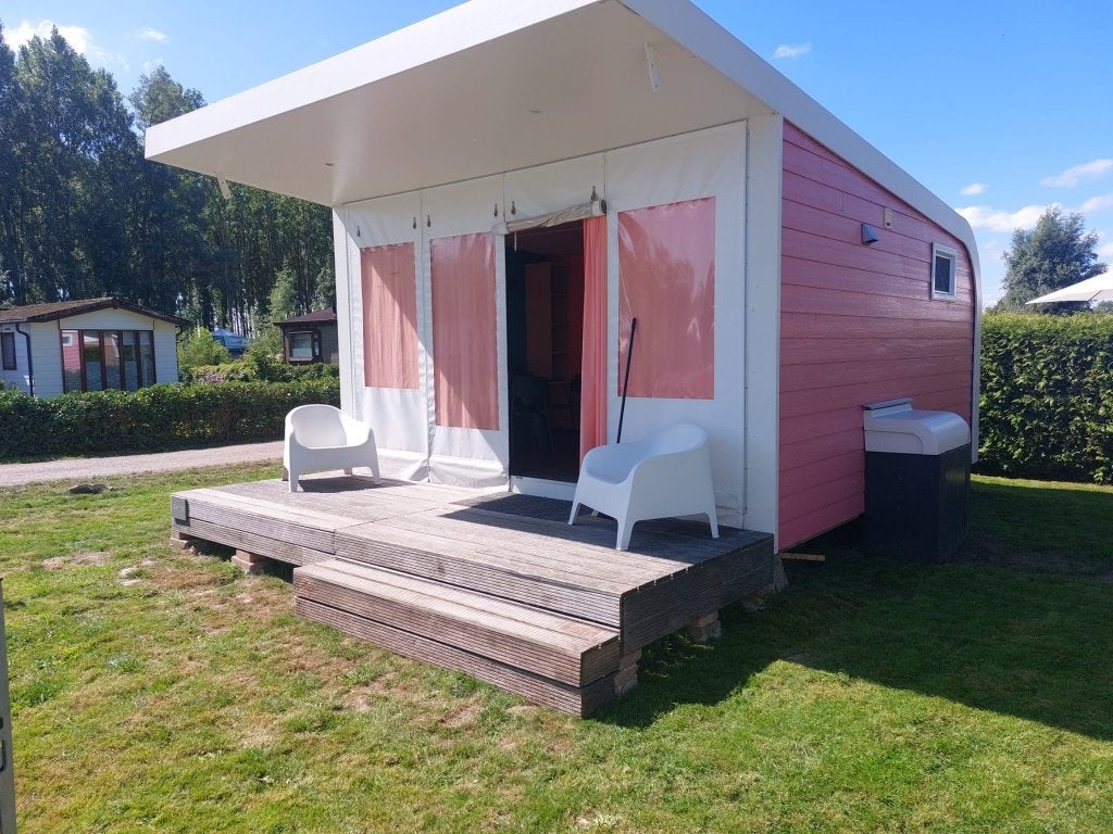 Kampeer cabin te huur, Caravans en Kamperen