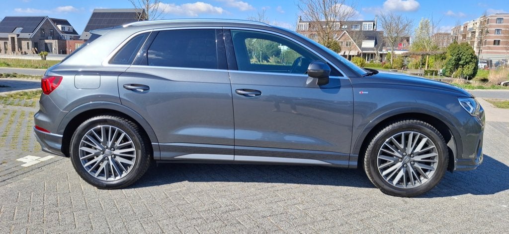 Foto 5 van Audi Q3 35 TFSI S-Line | Aut. | NL | Elec Trekhaak | Virtual
