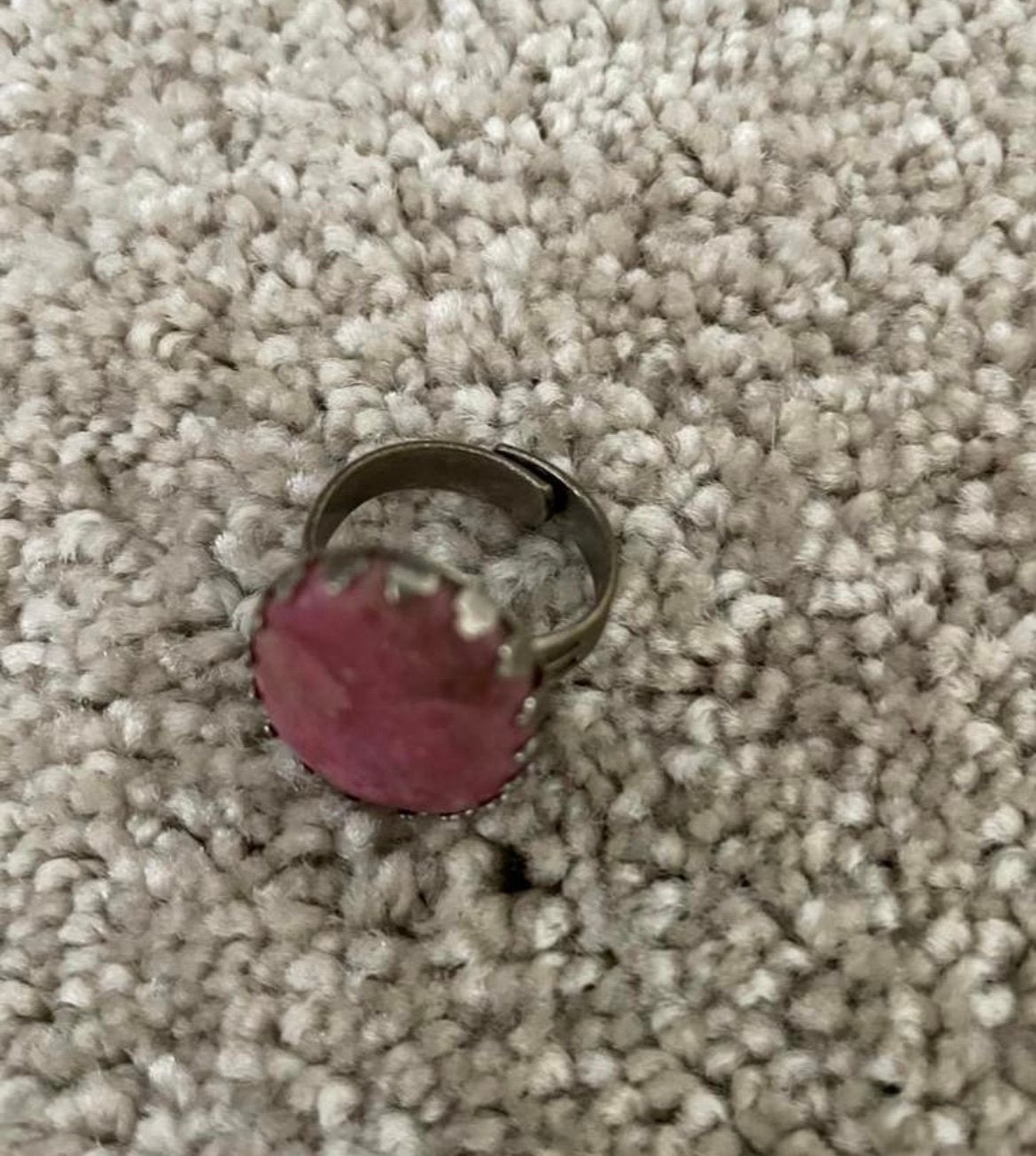 Verstelbare ring met roze steen, Overige materialen, Gebruikt, Ophalen of Verzenden, 17 tot 18