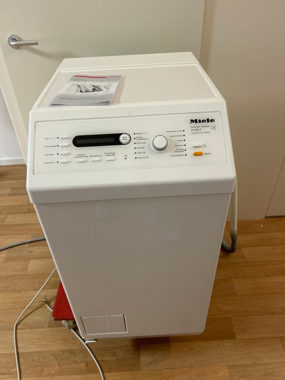 Miele W 695 F Bovenlader Wasmachine - Zo goed als nieuw, Ophalen, Bovenlader, Zo goed als nieuw, 1200 tot 1600 toeren