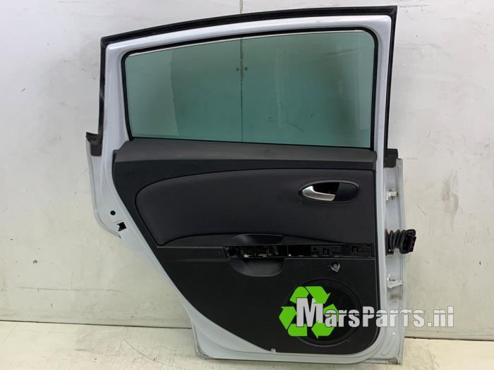 Portier 4Deurs links-achter van een Seat Leon (LS9R), Gebruikt, -, Deur, -