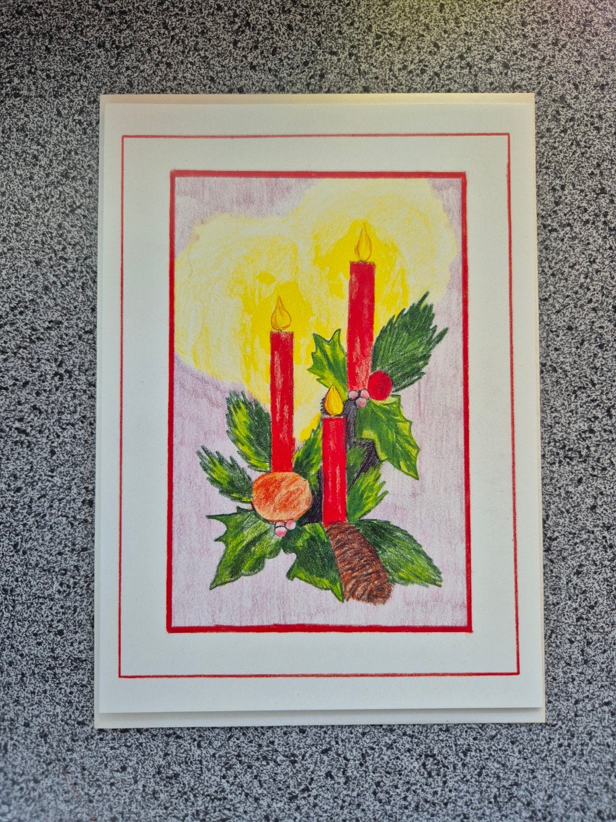Kerst ansichtkaart met kaarsen en hulst, Verzamelen, Ansichtkaarten | Themakaarten, Ophalen of Verzenden, 1980 tot heden, Ongelopen