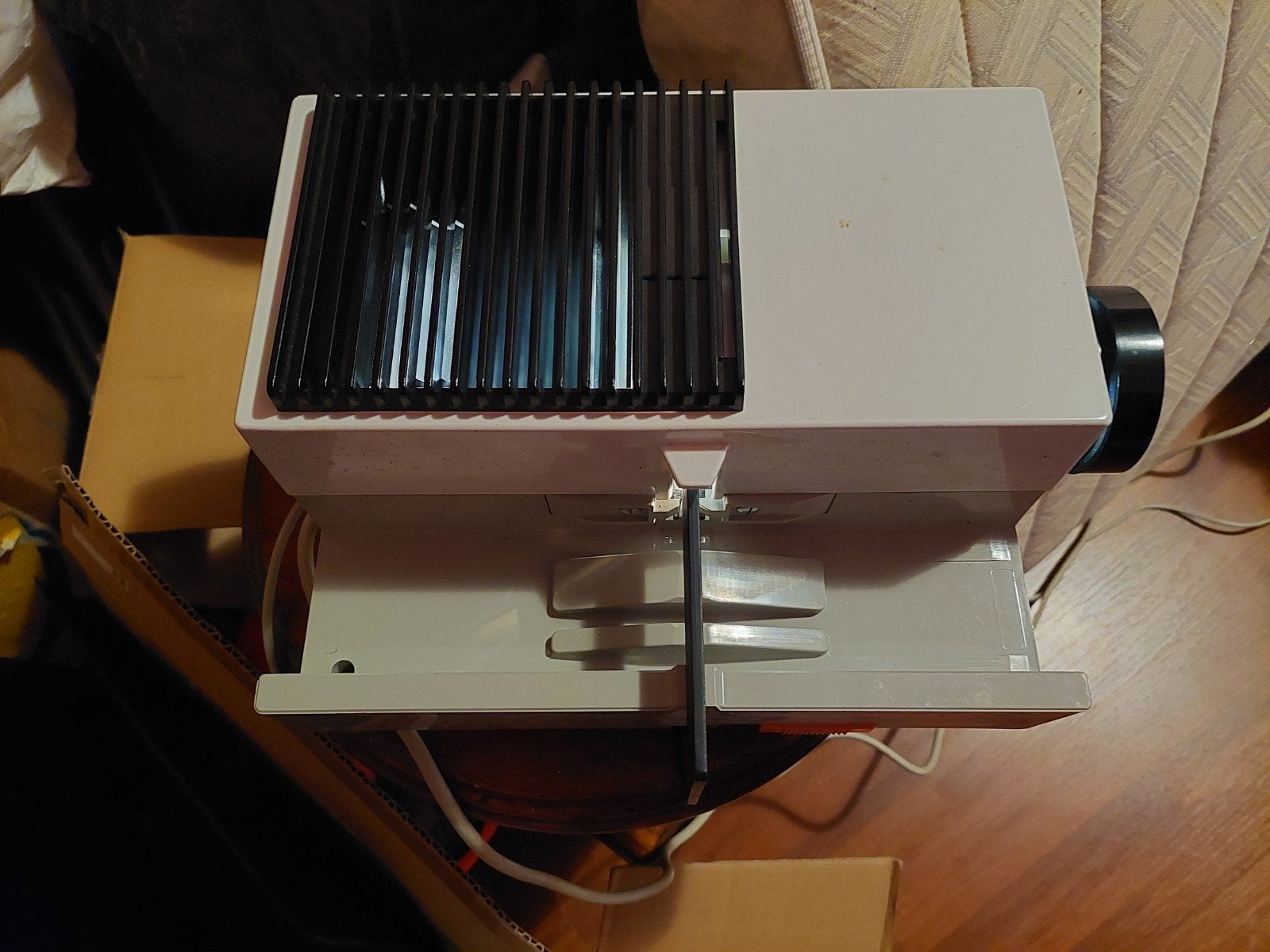 Agfacolor dia projector, Ophalen