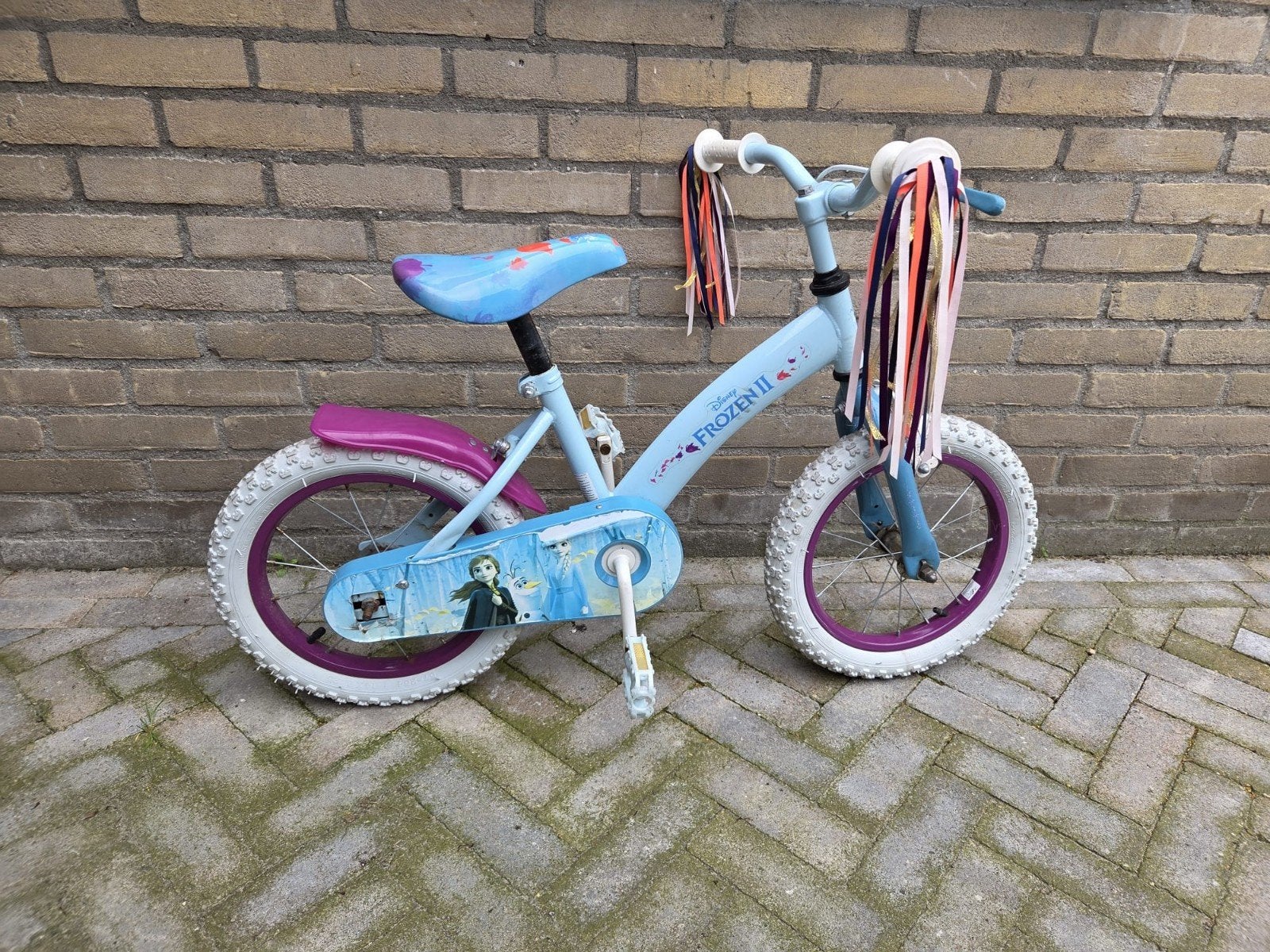 Frozen fietsje met zijwieltjes, Fietsen en Brommers, Fietsen | Kinderfietsjes, Ophalen, Gebruikt, Minder dan 16 inch, Zijwieltjes