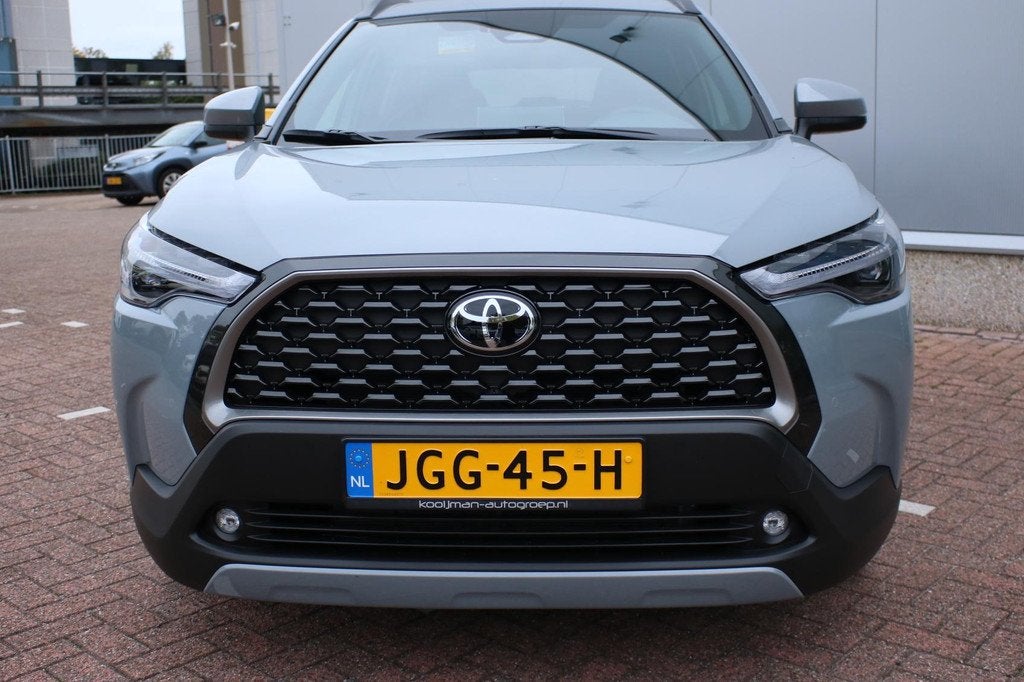 Toyota Corolla Cross Hybrid 200 Style |LED|Stoelverwarming|D, Auto's, Toyota, Gebruikt, 4 cilinders, Leder en Stof, Origineel Nederlands