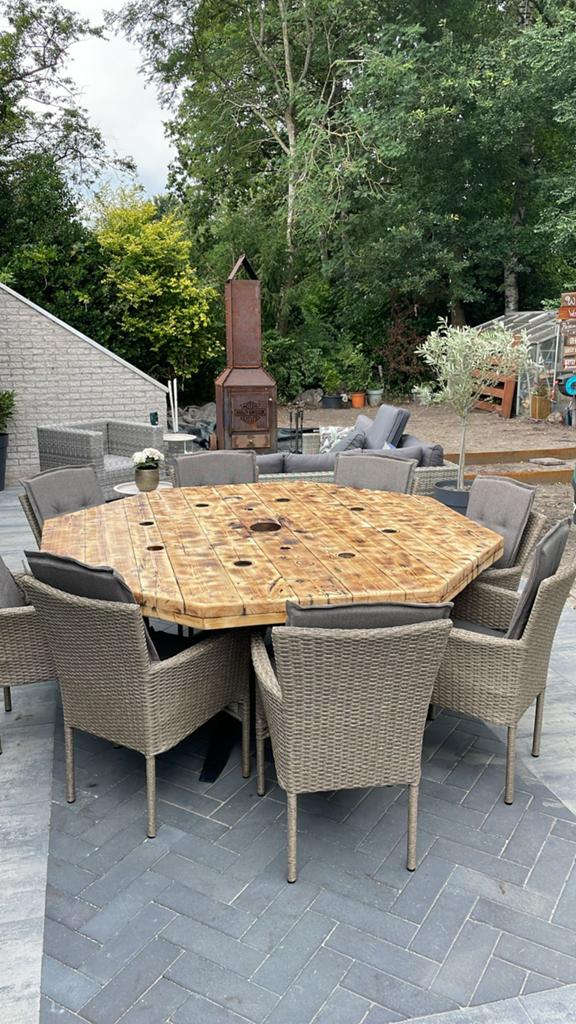 8persoons tuintafel, Tuin en Terras, Tuintafels, Rond, Hout, Ophalen