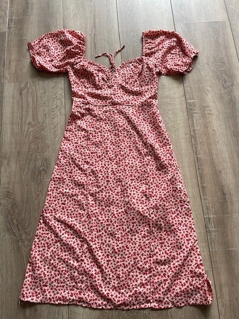 Zomerse bloemenjurk met pofmouwen maat S, Maat 38/40 (M), Ophalen of Verzenden, Roze, Onder de knie