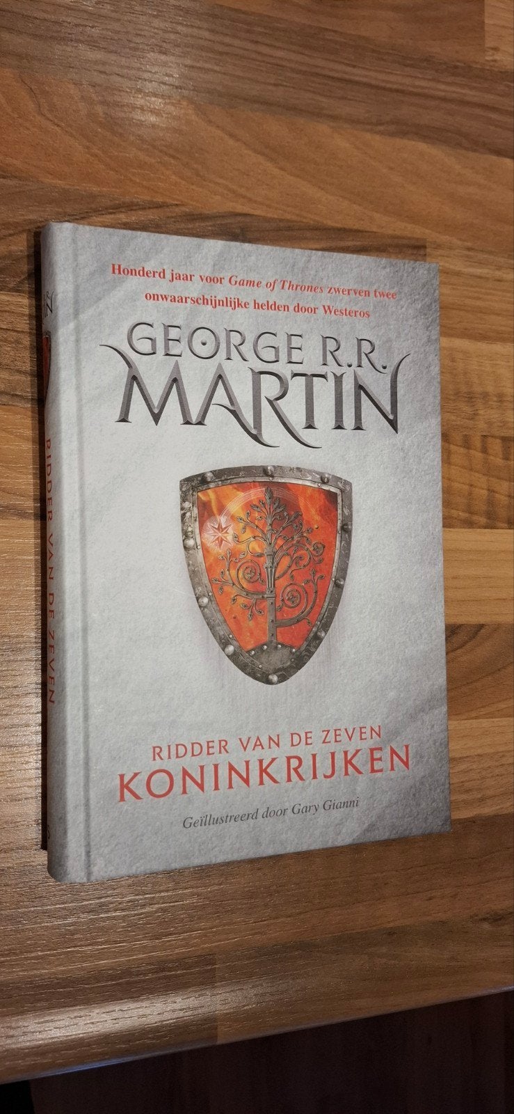 Ridder van de Zeven Koninkrijken - George R.R. Martin, Boeken, Ophalen of Verzenden, Zo goed als nieuw, George R.R. Martin