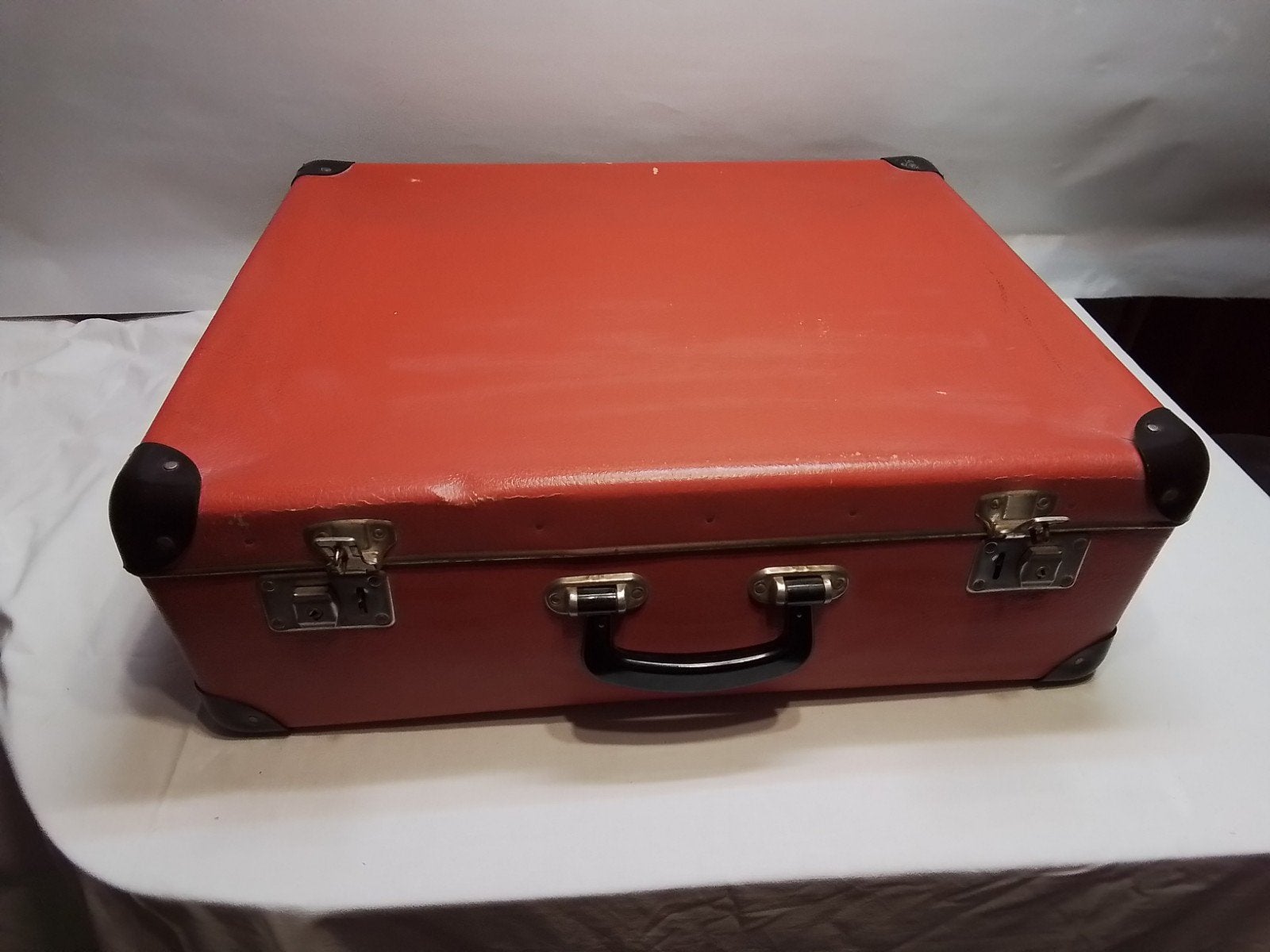 Vintage rode koffer - Gebruikt maar charmant, Sieraden, Tassen en Uiterlijk, Tassen | Reistassen en Weekendtassen, Ophalen of Verzenden