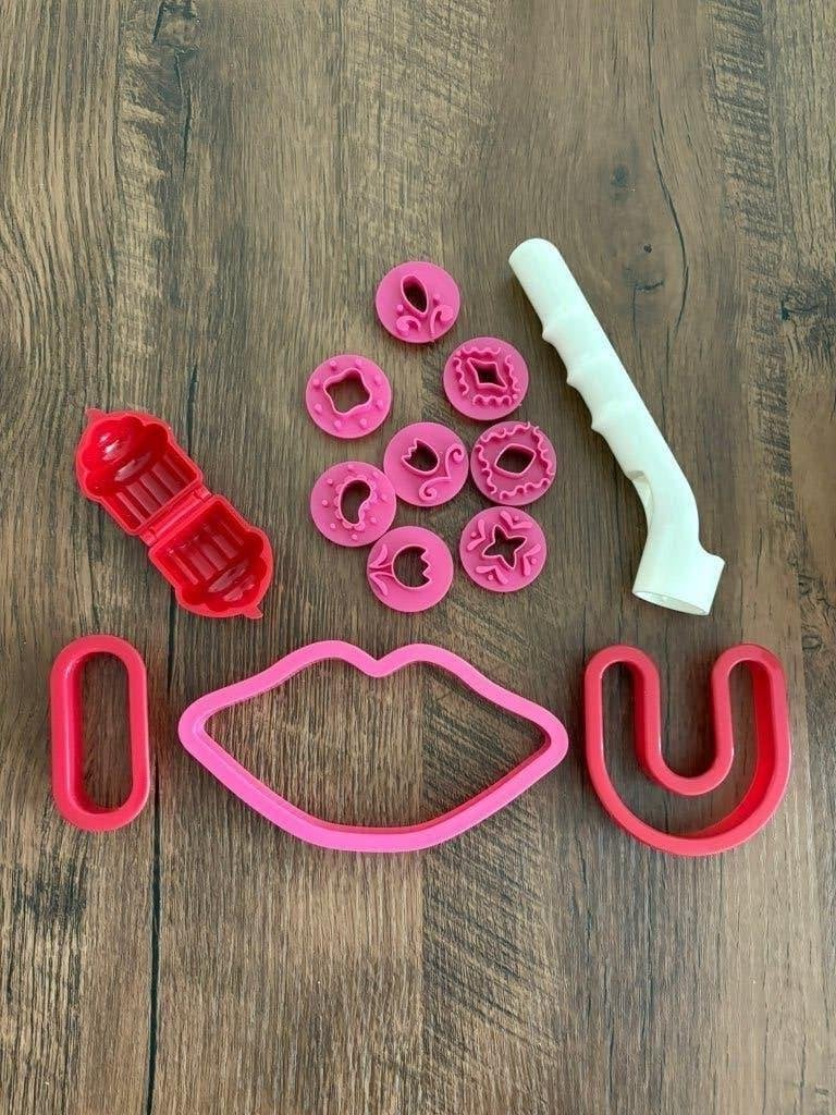 LEUKE UITSTEKERTJES VOOR BV FONDANT OID, Ophalen of Verzenden, Taarten, Bakvorm