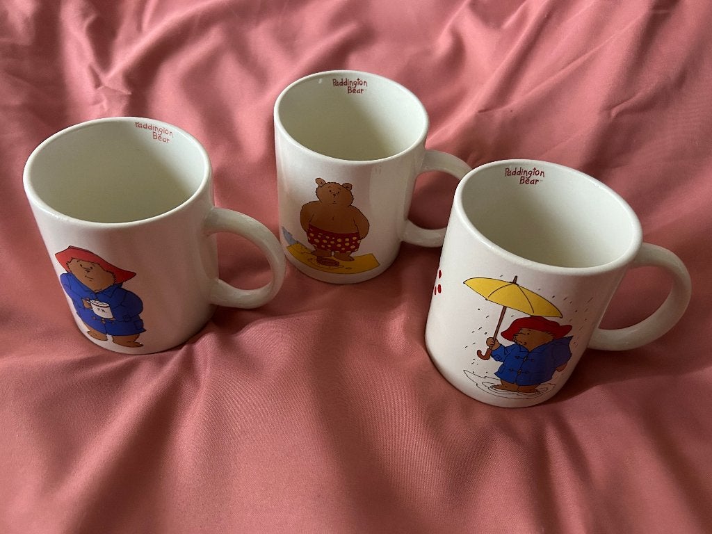 3 verschillende Douwe Egberts Paddington mokken, Huis en Inrichting, Keuken | Servies, Gebruikt, Ophalen of Verzenden, Overige stijlen
