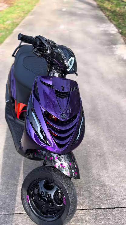 Zip 70 gezocht, Fietsen en Brommers, Scooters | Piaggio, Ophalen of Verzenden