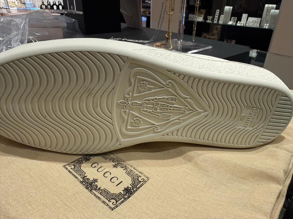 Gucci Ace sneakers met bijenborduurwerk, Ophalen of Verzenden, Nieuw, Wit