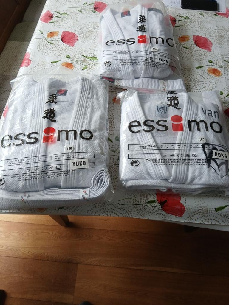 Essimo Judo pakken, Wit, Overige typen, Overige maten, Ophalen of Verzenden