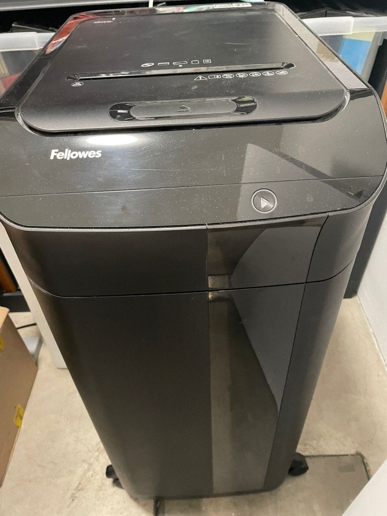 Fellowes AutoMax 550C professionele papiervernietiger 550vel, Ophalen, Gebruikt