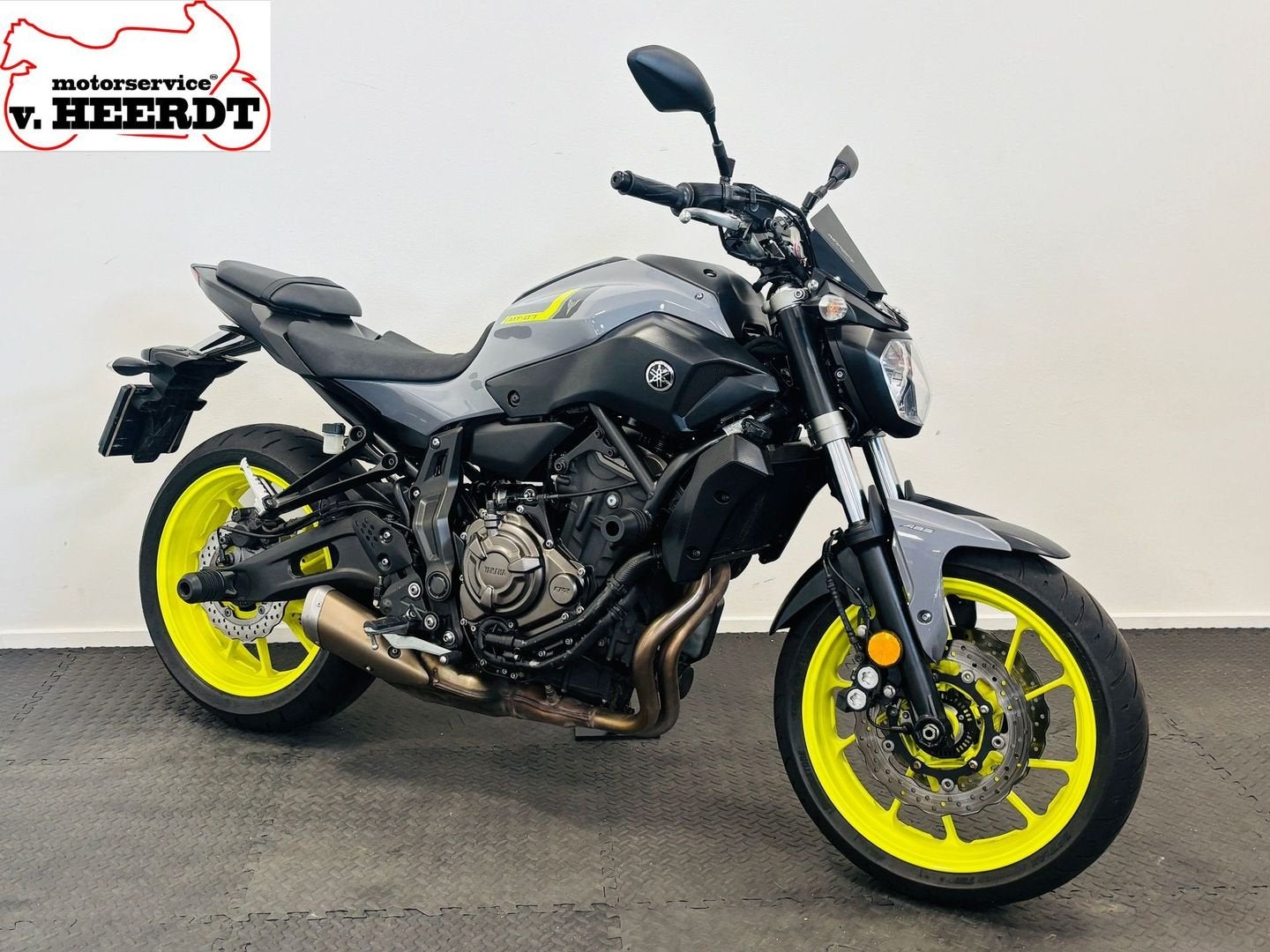 YAMAHA MT 07 ABS (bj 2017) 33,267 km, 2 cilinders, Bedrijf, Onbekend, YAMAHA