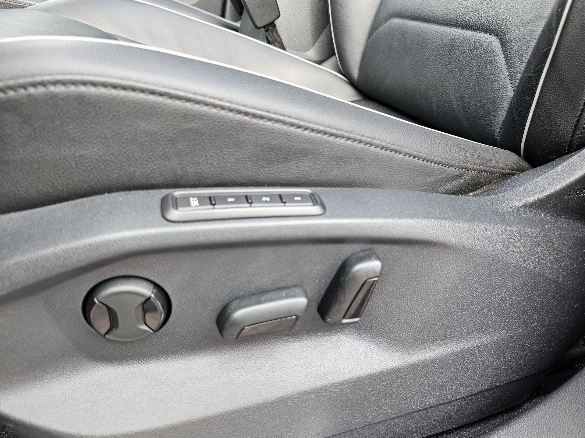 Volkswagen Tiguan 1.4 TSI 4MOTION Highline | Pano | Trekhaak, Gebruikt, 4 cilinders, Vierwielaandrijving, SUV of Terreinwagen