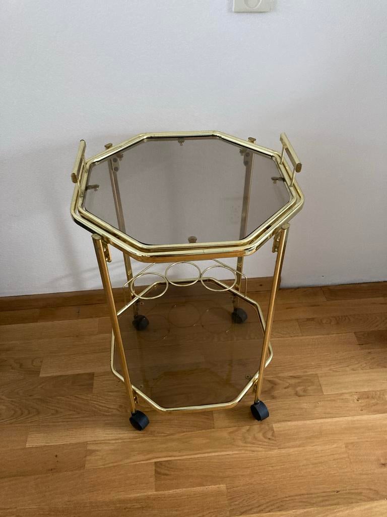 Vintage gouden serveerwagen met glazen bladen, Huis en Inrichting, Tafels | Bijzettafels, Ophalen, Gebruikt, Metaal of Aluminium