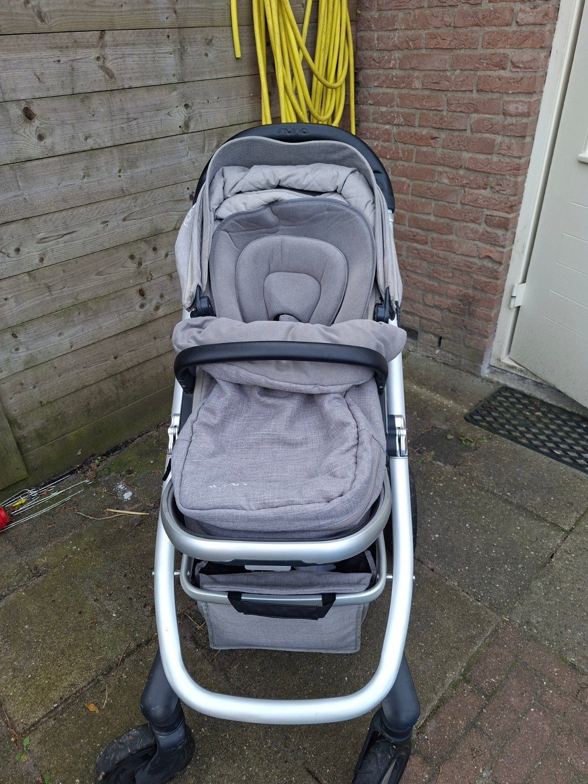 Foto 4 van Nuna Ivvi Savi Combiwagen met Aerosleep matrasje