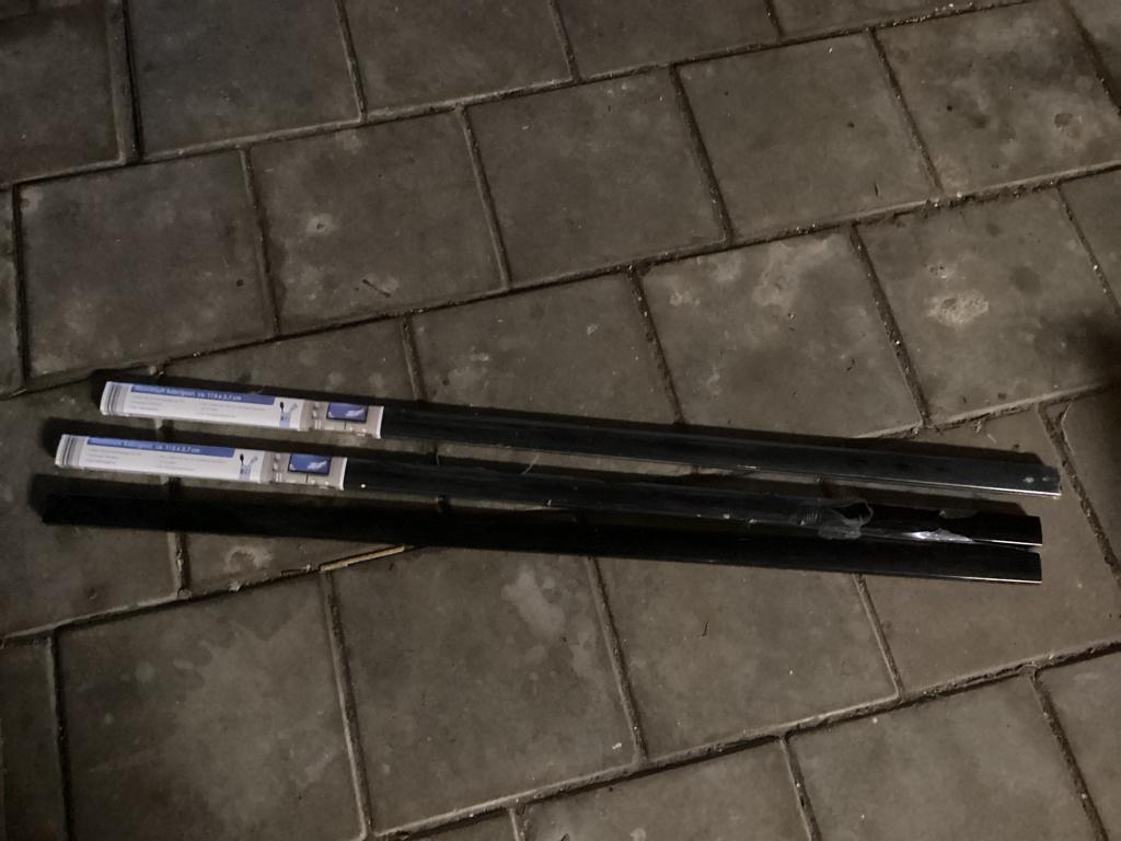 3 aluminium kabelgoten, Doe-het-zelf en Verbouw, Elektra en Kabels, Ophalen, Zo goed als nieuw, Overige typen