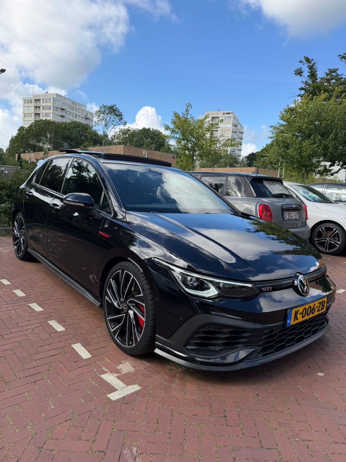 Volkswagen Golf GTI CLUBSPORT, 4 cilinders, 1984 cc, Zwart, 14 km/l