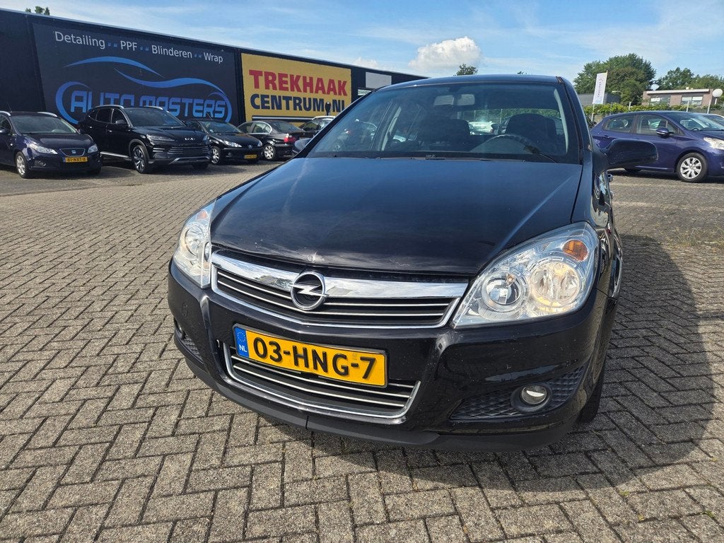 Opel Astra 1.6 Temptation/AIRO/CRUISCONTROL, Voorwielaandrijving, 15 km/l, Gebruikt, 4 cilinders
