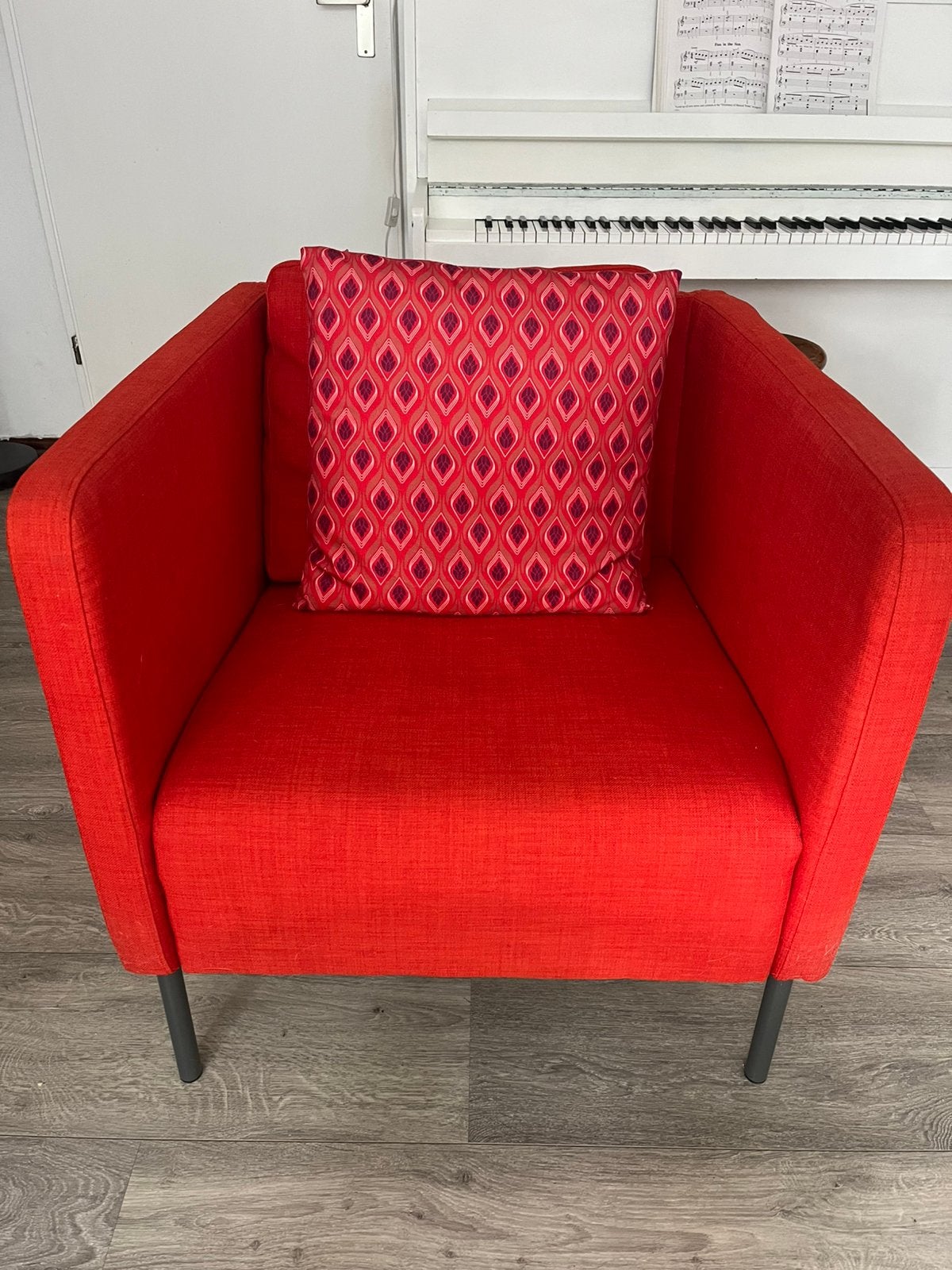 Rode fauteuil, Huis en Inrichting, Fauteuils, Ophalen, Zo goed als nieuw, Minder dan 75 cm, 50 tot 75 cm